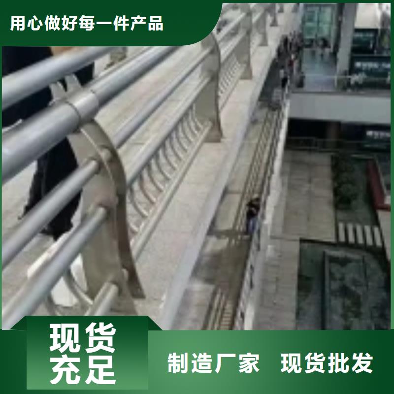 【防撞护栏镀锌波形护栏按需设计】选择大厂家省事省心