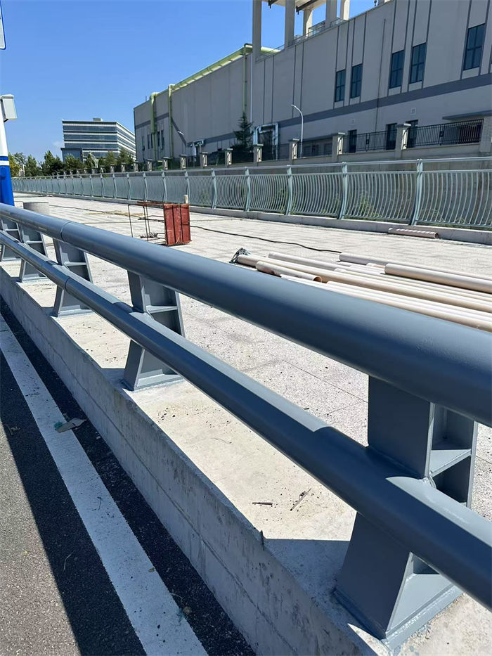 不锈钢河道护栏厂家-不锈钢河道护栏厂家省心