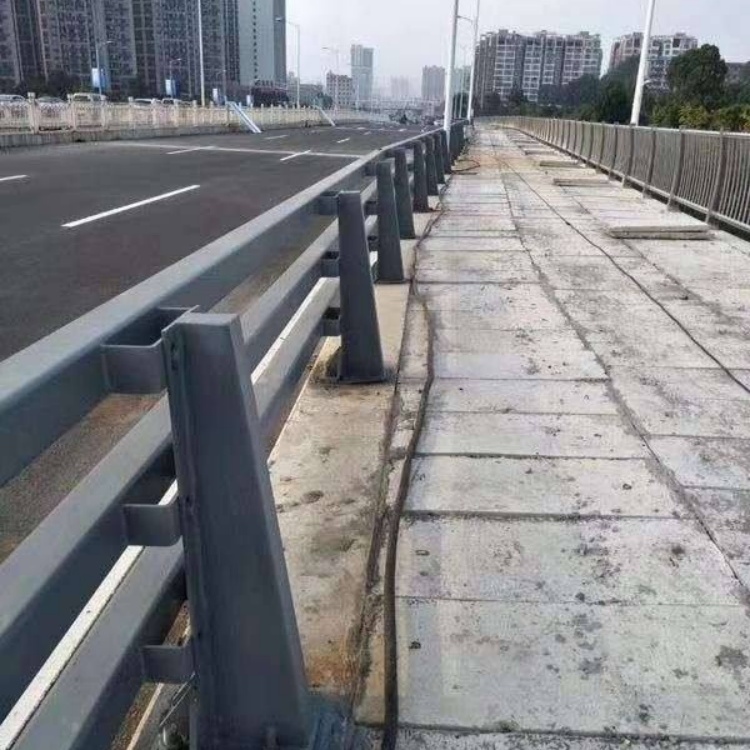 桥梁护栏304不锈钢复合管厂家质量过硬