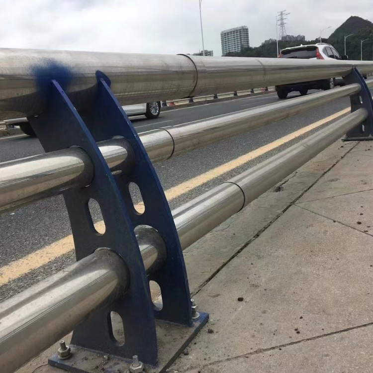 道路护栏,公路桥梁防撞栏杆好货有保障