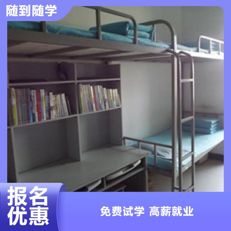 【单招培训哪里有挖掘机铲车叉车驾驶学校学真技术】免费试学