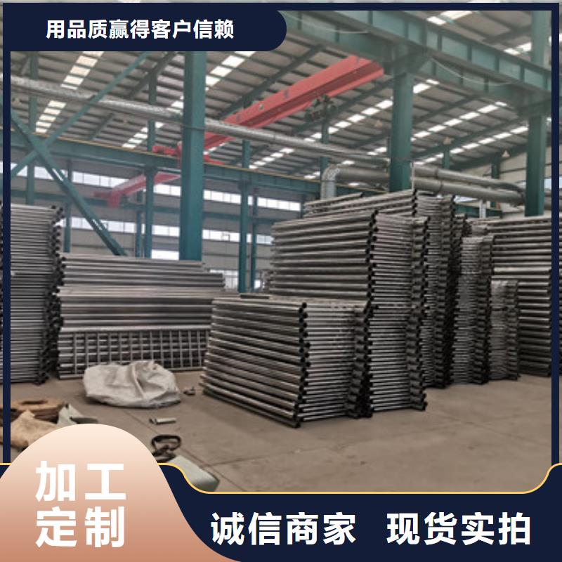 防撞护栏专心专注专业当地品牌
