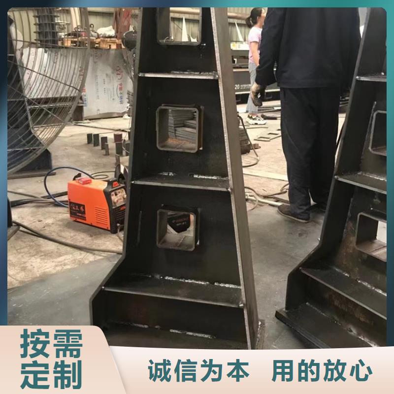 不锈钢复合管【中央分隔栏】厂家讲信誉保质量