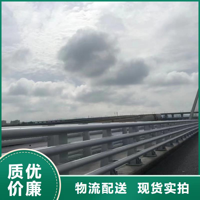 不锈钢复合管镀锌波形护栏优选货源现货充裕