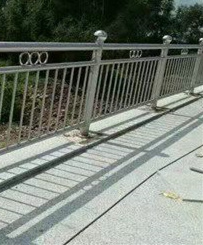 护栏【道路护栏】一手货源源头厂家真材实料诚信经营