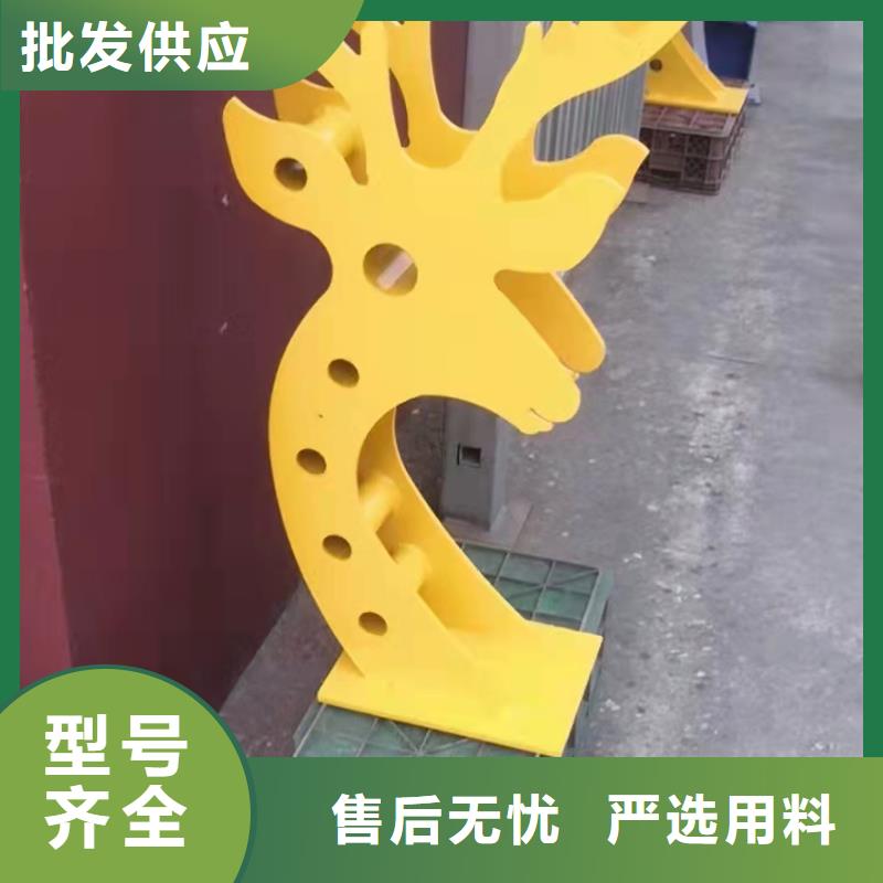 儋州市三横梁防撞护栏铁艺防撞护栏栏杆非标加工定制当地经销商