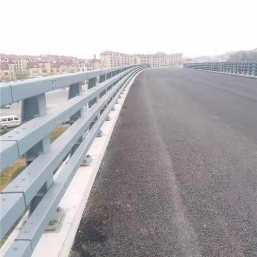 护栏-道路隔离栏供应采购