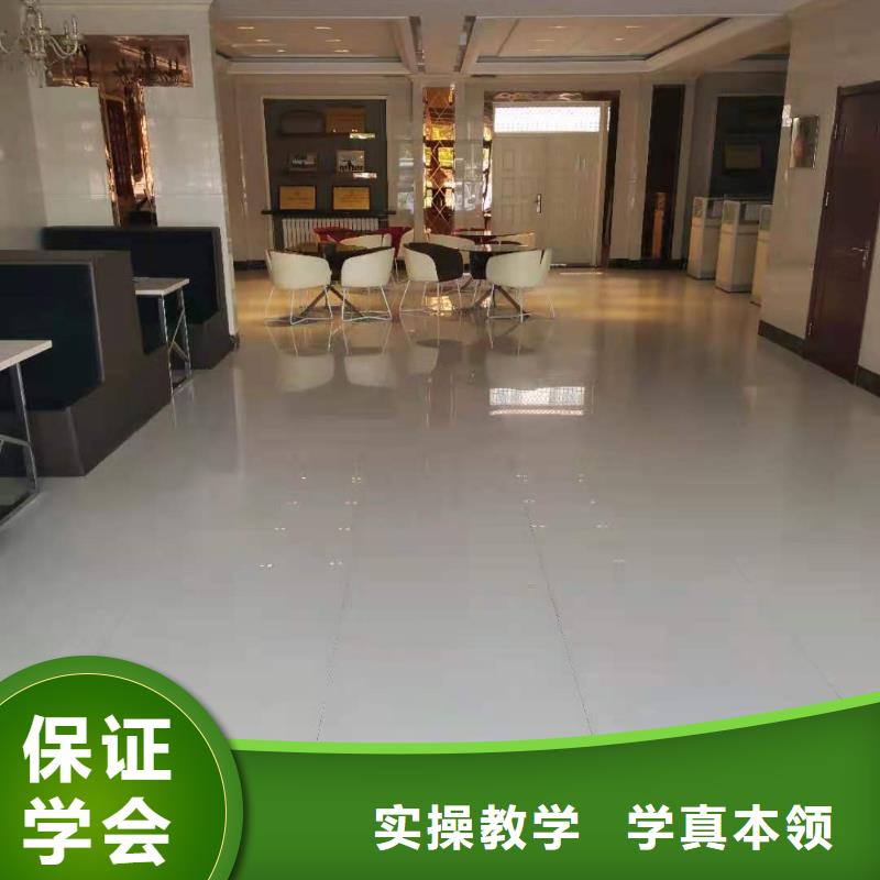 ​烹饪培训学校挖掘机铲车课程多样就业快