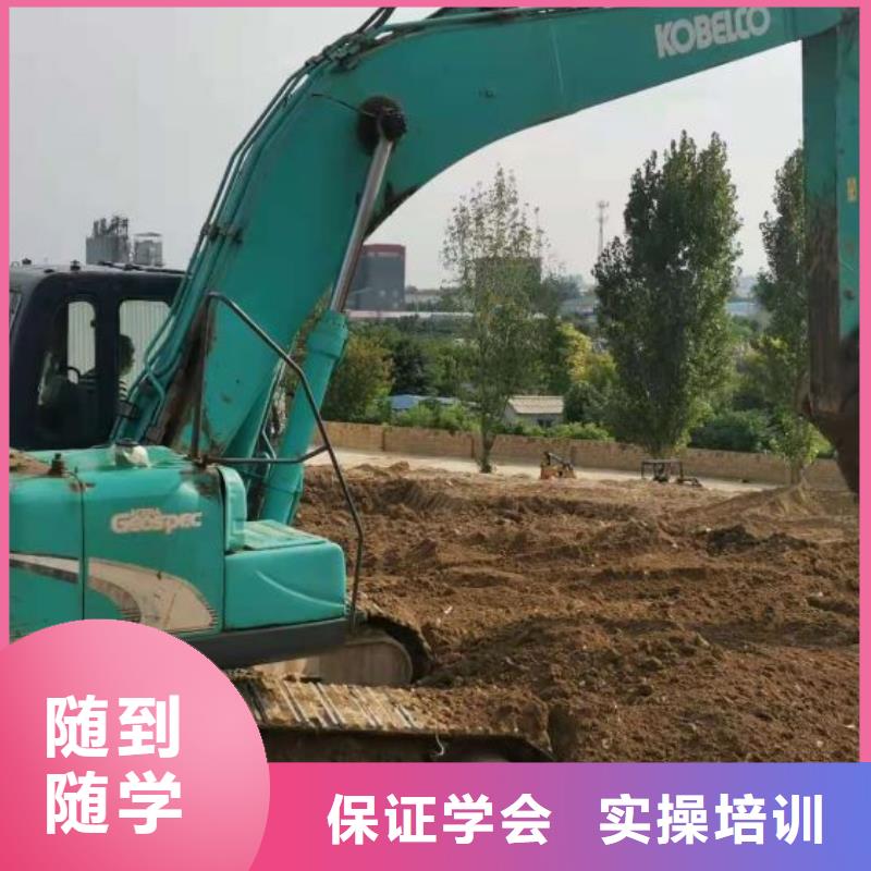 钩机培训学校-理发培训师资力量强同城公司