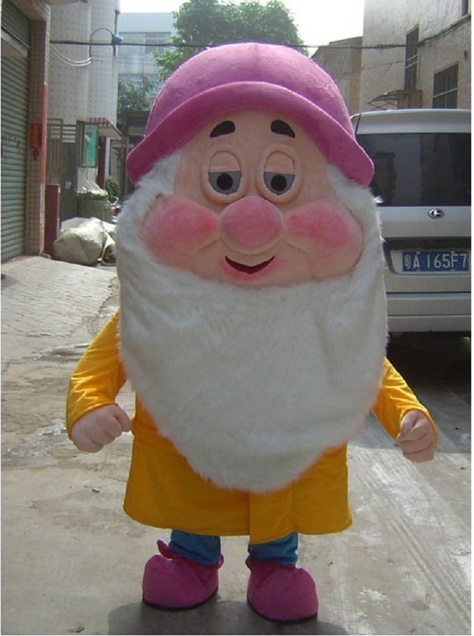 时尚人偶服装定制厂家,毛绒玩偶服质地良