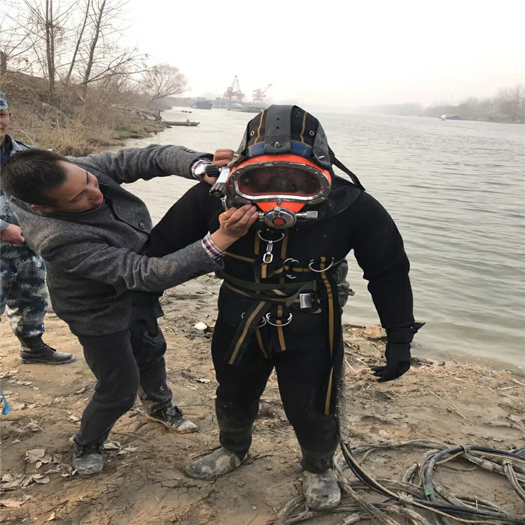 龙游县桥墩水下加固-本地施工队团队