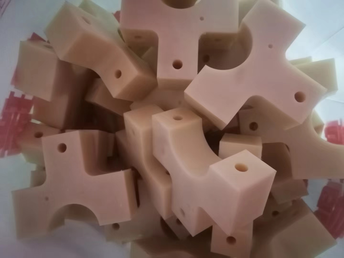 定做尼龙板的批发商