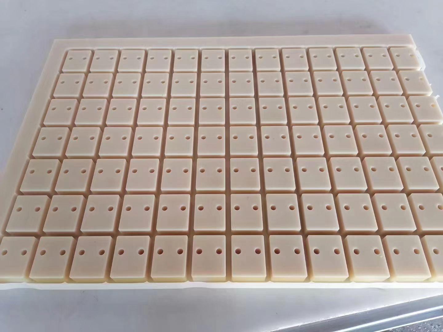 多种颜色尼龙板适用范围