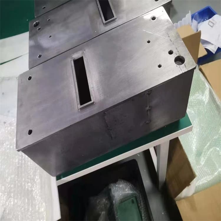 不锈钢体铅箱发货就是快