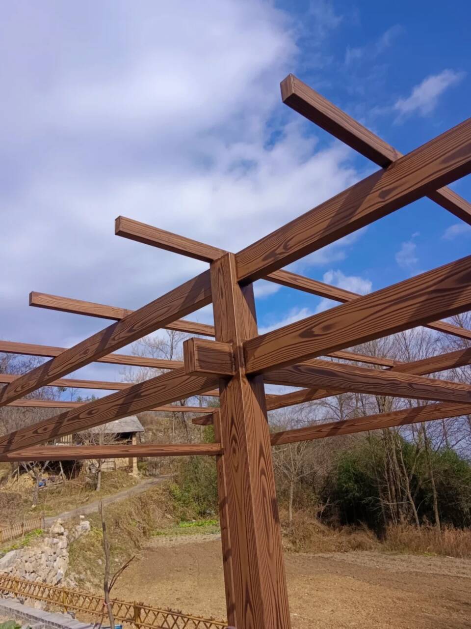 廊架护栏木纹漆，钢结构仿木纹漆，仿古木纹漆包工包料