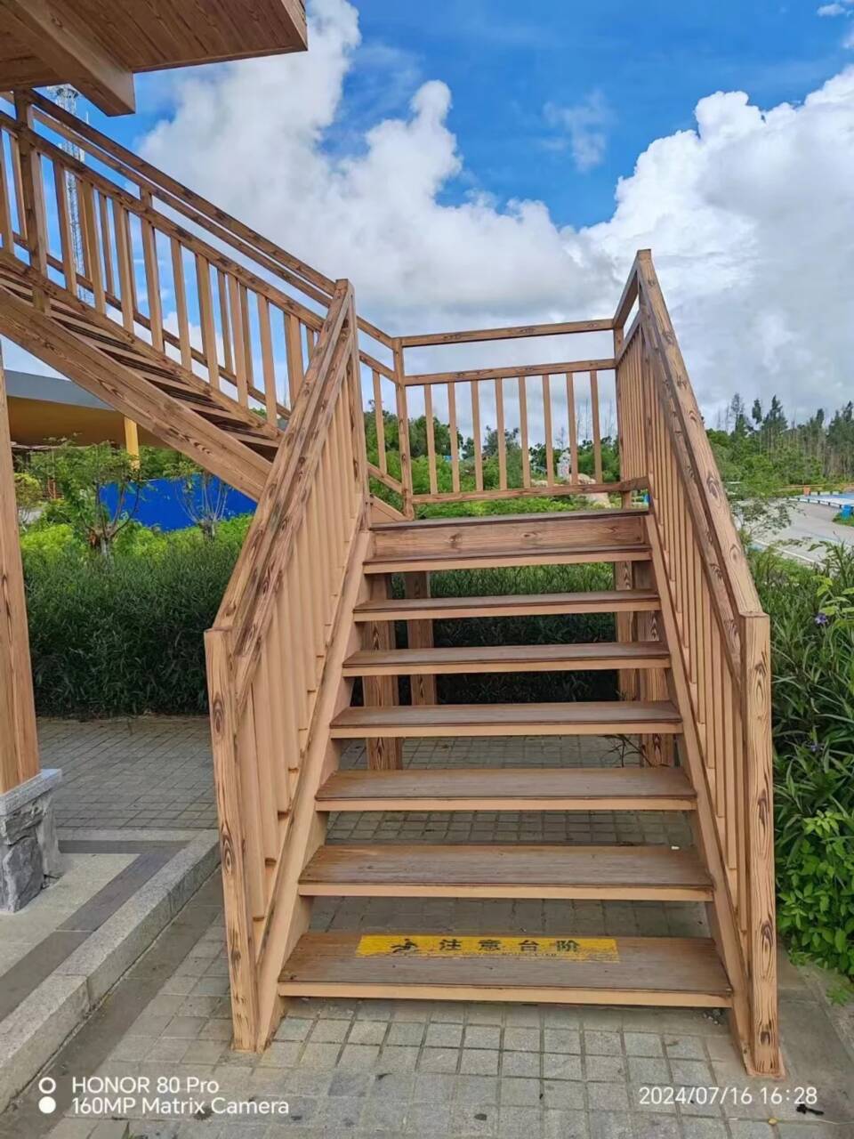 不锈钢仿木纹漆施工厂家