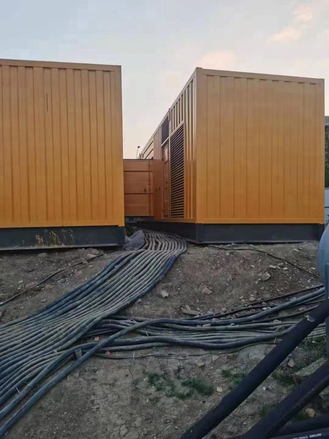 200KW发电机出租租赁400KW发电机电缆线出租UPS电源出租工地发电机出租解决方案