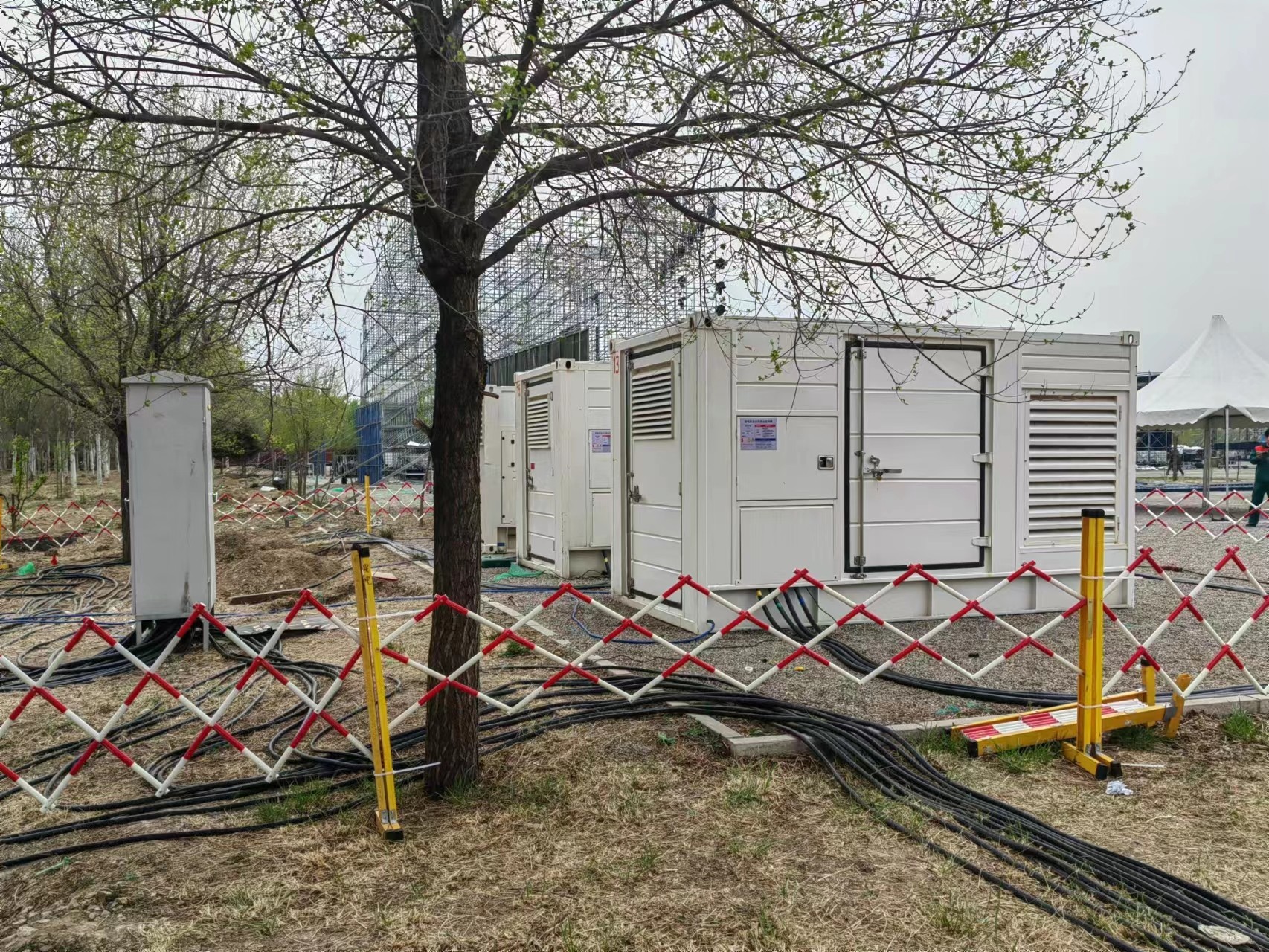 200KW发电机出租租赁400KW发电机电缆线出租UPS电源出租静音大功率发电机出租24小时为您服务高品质