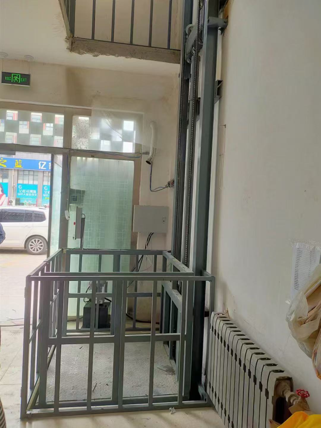 导轨式升降平台供应自有厂家