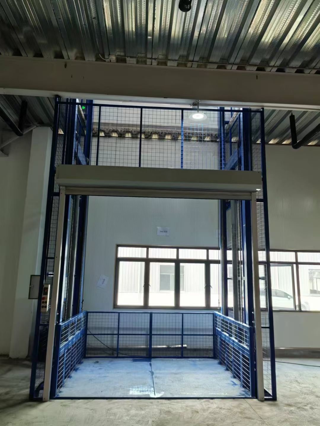 导轨式液压升降机价格当地生产商