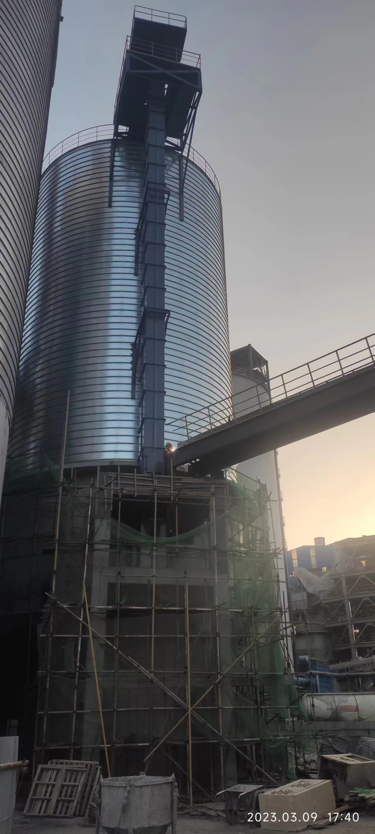 卷板仓厂家现货定做