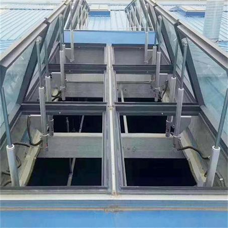 坤曜金属材料有限公司电动采光排烟天窗价格低交货快