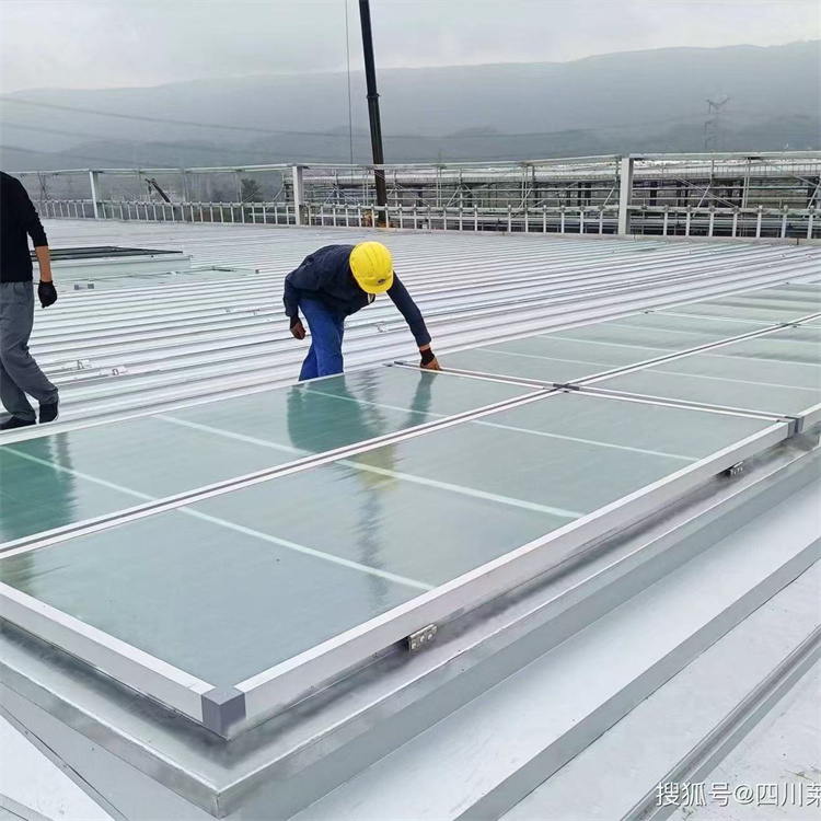 优质的C4避风型电动采光排烟天窗认准坤曜金属材料有限公司